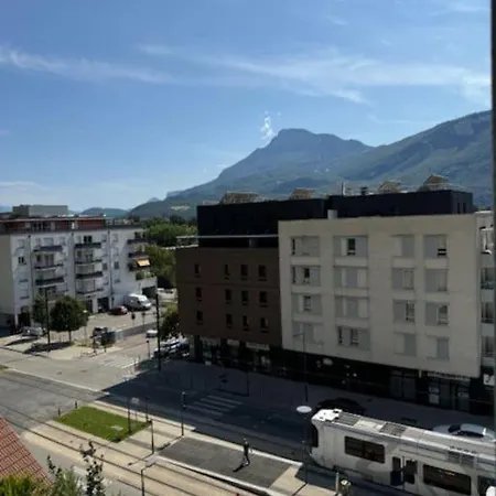 Appartement Calme Avec Vue A 20 Minutes De La Gare Saint-Egreve Exterior photo