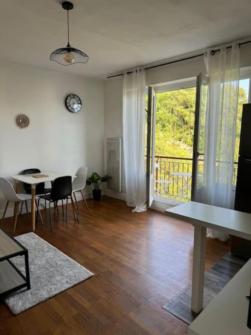 Calme Avec Vue A 20 Minutes De La Gare Apartment Saint-Egreve
